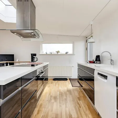 Vakantiehuis Two-Bedroom Holiday home in Stege 3